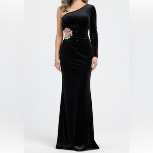 Gorgeous black velvet gown